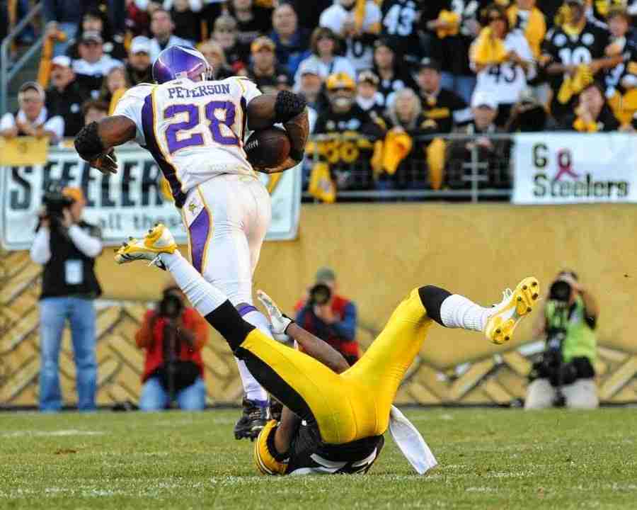 You've Heard About The Adrian Peterson Handshake But What Is It Like? Click The Link: